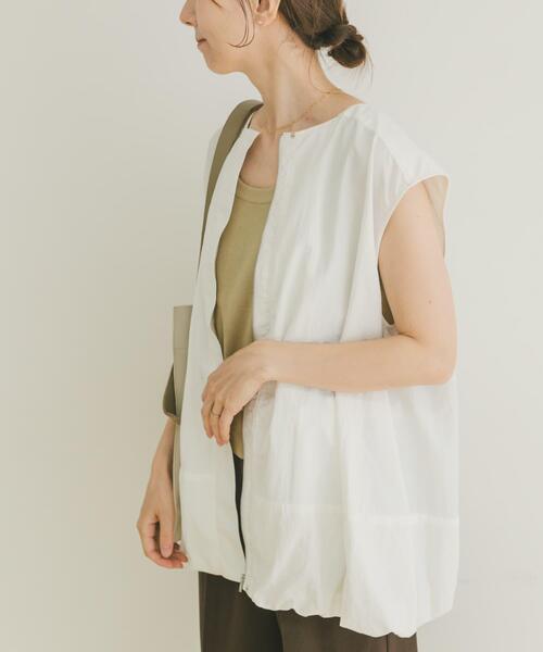 ITEMS URBANRESEARCH（アイテムズ アーバンリサーチ）の「バルーンベスト（ベスト・レディース・ブラック/ホワイト・FREE）」の19枚目の写真