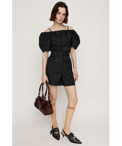 SLY（スライ）の「FRONT HOOK VOLUME SLEEVE BL フロントホック ボリュームスリーブ ブラウス 夏服 半袖 秋服（シャツ/ブラウス・レディース・マルチ/ブラック・FREE）」の9枚目の写真