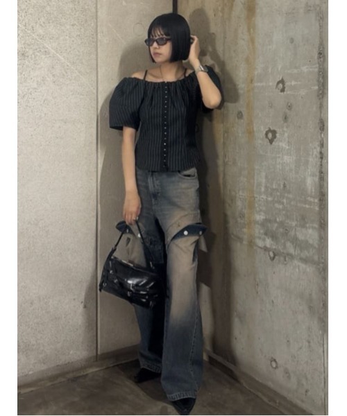 SLY（スライ）の「FRONT HOOK VOLUME SLEEVE BL フロントホック ボリュームスリーブ ブラウス 夏服 半袖 秋服（シャツ/ブラウス・レディース・マルチ/ブラック・FREE）」の21枚目の写真