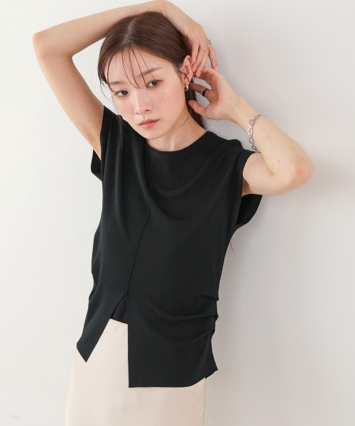 Bab(バブ)の「フロントスリットニットTシャツ(ニット/セーター・レディース・杢グレー/アイボリー/ブラック/ブラウン/ボルドー・M)」の2枚目の写真