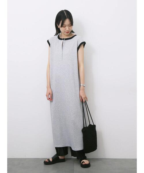 Samansa Mos2 blue(サマンサモスモスブルー)の「◎ヘンリーネックテレコワンピース(ワンピース・レディース・キナリ/ブラック/トップグレー・F)」の19枚目の写真