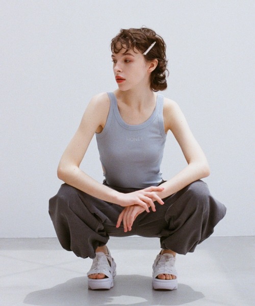 HONEY MI HONEY(ハニーミーハニー)の「logo rib tank top(タンクトップ・レディース・ブラック/サックスブルー・FREE)」の14枚目の写真