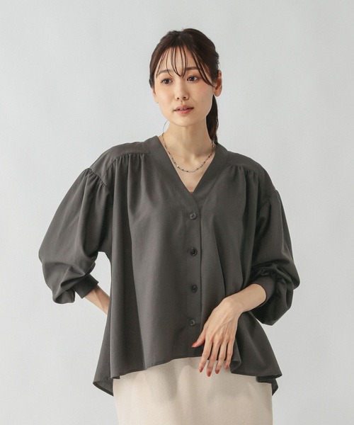 GLOBAL WORK（グローバルワーク）の「UVプロテクトシアーカーデ/575123（シャツ/ブラウス・レディース・スミクロ/グレイッシュベージュ/ライトブルー・MEDIUM/LARGE）」の10枚目の写真