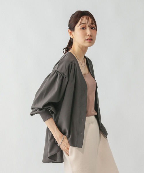 GLOBAL WORK（グローバルワーク）の「UVプロテクトシアーカーデ/575123（シャツ/ブラウス・レディース・スミクロ/グレイッシュベージュ/ライトブルー・MEDIUM/LARGE）」の14枚目の写真