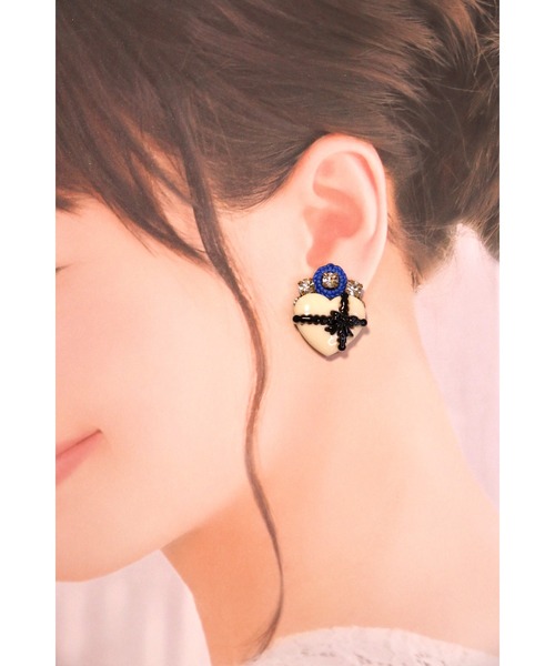 tone（トーン）の「【mauvelily】gift(MA)（イヤリング・レディース・ブラック/ホワイト・FREE）」の4枚目の写真