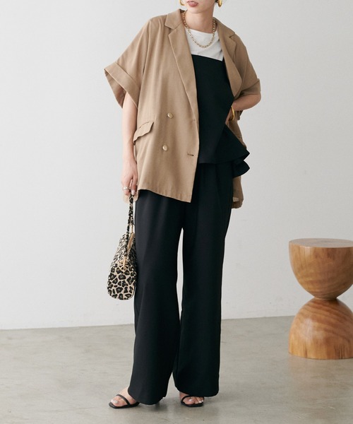 natural couture(ナチュラルクチュール)の「ZOZO限定 /【3点セット】インナー付きセットアップ(セットアップ・レディース・ベージュ/ブラック・FREE)」の14枚目の写真