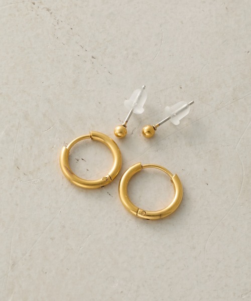 COLONY 2139(コロニートゥーワンスリーナイン)の「ミニフープステンレスセットピアス(ピアス(両耳用)・レディース・ゴールド/シルバー・FREE)」の7枚目の写真