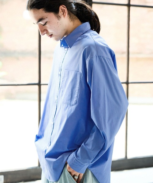 niko and...（ニコアンド）の「イージーケア無地ロングスリーブシャツ（シャツ/ブラウス・メンズ・オフホワイト/サックスブルー・MEDIUM/LARGE/BIG(L)）」の4枚目の写真