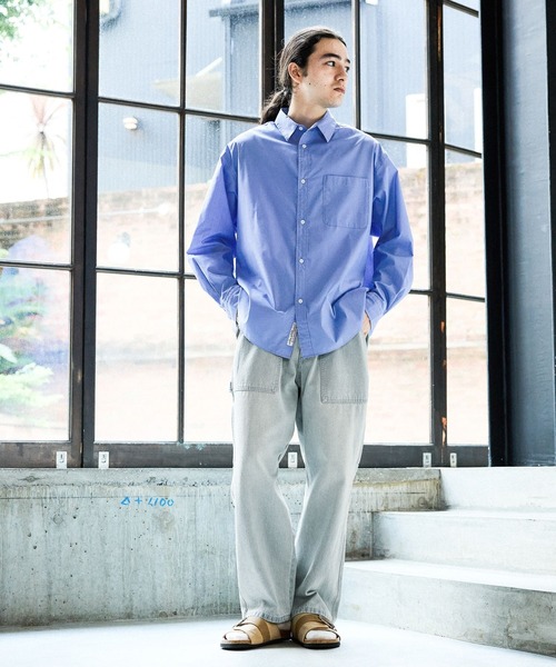 niko and...（ニコアンド）の「イージーケア無地ロングスリーブシャツ（シャツ/ブラウス・メンズ・オフホワイト/サックスブルー・MEDIUM/LARGE/BIG(L)）」の6枚目の写真