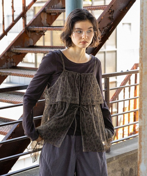 niko and...（ニコアンド）の「カシミヤ混ラウンドヘムTシャツ（Tシャツ/カットソー・レディース・ブラウン/オフホワイト/ブラック・FREE）」の20枚目の写真