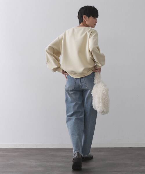 OPAQUE.CLIP(オペークドットクリップ)の「ワンポイント刺繍ダンボールトップス【UVケア/洗濯機洗い可】(Tシャツ/カットソー・レディース・オフホワイト/グレー/ライトイエロー系/ブラック・40/38/42)」の19枚目の写真