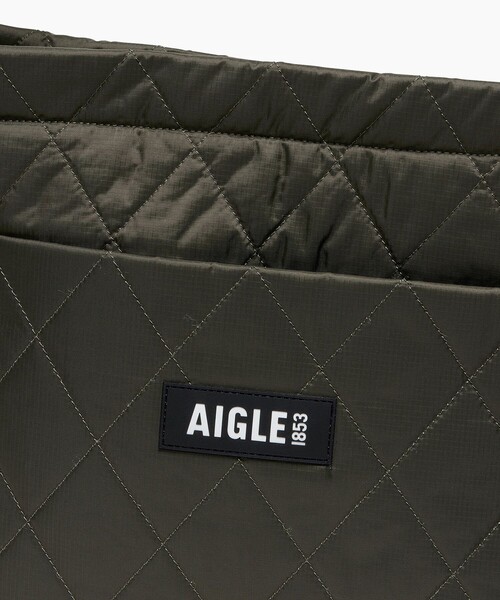 AIGLE（エーグル）の「キルティング 2wayトートバッグ イヤホンポーチ付き（トートバッグ・レディース・ライトグレー/ブラック/モスグリーン・FREE）」の8枚目の写真