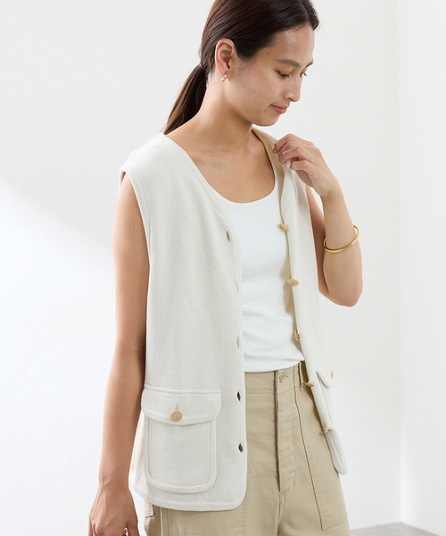 FRAMeWORK（フレームワーク）の「メタルボタンベスト（ベスト・レディース・ホワイト/ネイビー・FREE）」の7枚目の写真