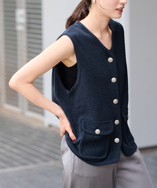 FRAMeWORK（フレームワーク）の「メタルボタンベスト（ベスト・レディース・ホワイト/ネイビー・FREE）」の16枚目の写真