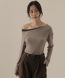 metal button layered tops