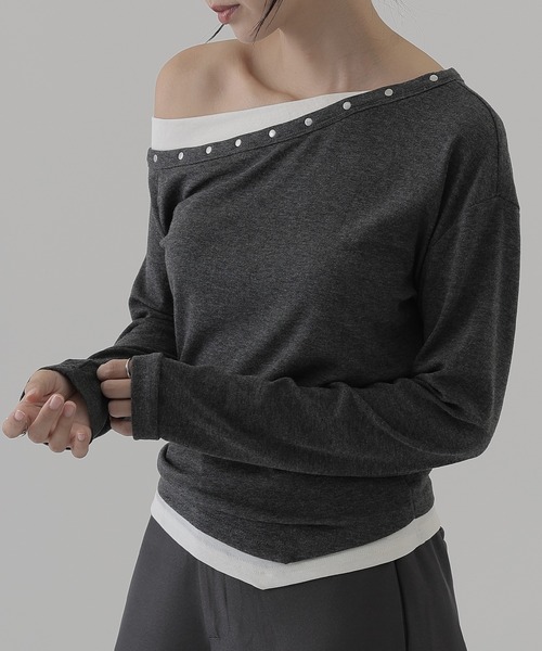 SUWDEE（スーディー）の「metal button layered tops（Tシャツ/カットソー・レディース・ブラウン/チャコールグレー/グレイッシュベージュ/ブラック・FREE）」の14枚目の写真
