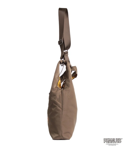 OUTDOOR PRODUCTS(アウトドアプロダクツ)の「2Wayショルダー ポリエステル PEANUTSコレクション スヌーピー(ショルダーバッグ・レディース・ネイビー/ブラック/ブラウン系その他/ライトグレー・FREE)」の17枚目の写真