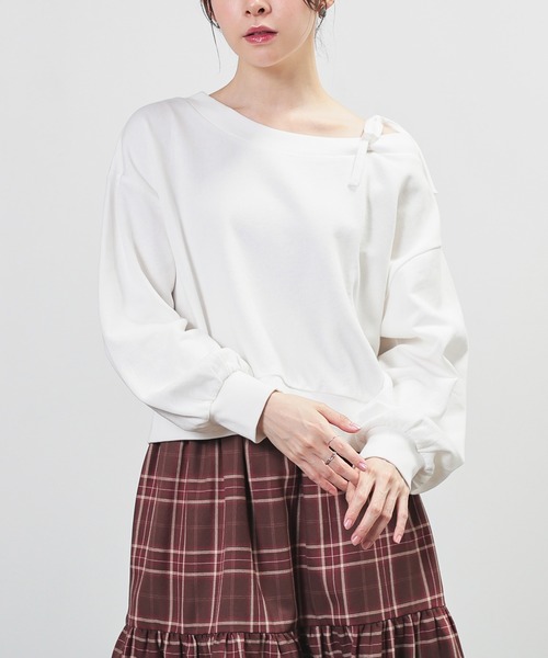 Honeys（ハニーズ）の「ワンショルゆるトップス（スウェット・レディース・杢グレー/ブラック/アイボリー/ブラウン・S/M/L）」の2枚目の写真