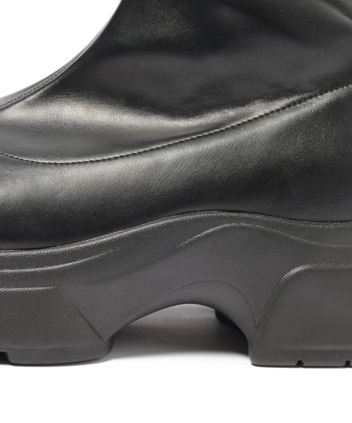 LEPSIM（レプシィム）の「厚底スニーカーブーツ　591974（ブーツ・レディース・ブラック・LARGE/MEDIUM）」の6枚目の写真