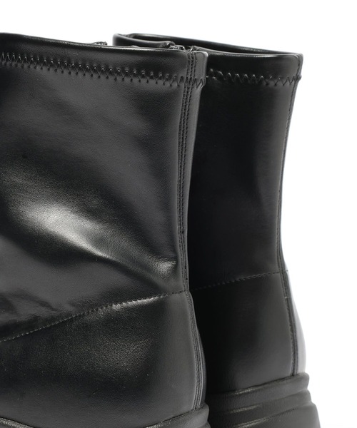 LEPSIM（レプシィム）の「厚底スニーカーブーツ　591974（ブーツ・レディース・ブラック・LARGE/MEDIUM）」の11枚目の写真