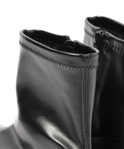 LEPSIM（レプシィム）の「厚底スニーカーブーツ　591974（ブーツ・レディース・ブラック・LARGE/MEDIUM）」の13枚目の写真