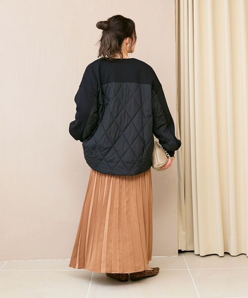 le.coeur blanc（ルクールブラン）の「ダンボール×キルトノーカラーコクーンブルゾン（ブルゾン・レディース・ブラック/グレイッシュベージュ・38）」の19枚目の写真