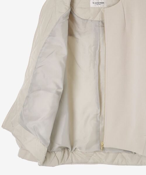 le.coeur blanc（ルクールブラン）の「ダンボール×キルトノーカラーコクーンブルゾン（ブルゾン・レディース・ブラック/グレイッシュベージュ・38）」の5枚目の写真