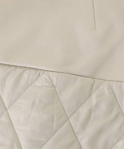 le.coeur blanc（ルクールブラン）の「ダンボール×キルトノーカラーコクーンブルゾン（ブルゾン・レディース・ブラック/グレイッシュベージュ・38）」の4枚目の写真