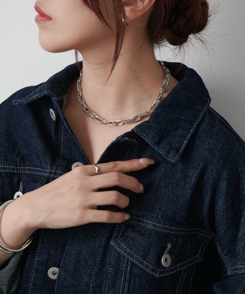 COLONY 2139（コロニートゥーワンスリーナイン）の「ボリュームチェーンネックレス（ネックレス・レディース・シルバー・FREE）」の4枚目の写真
