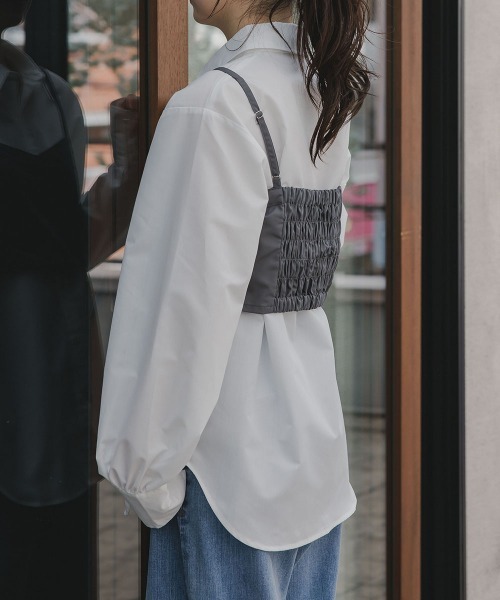 slattgir（スラットジール）の「高身長　ビスチェ付きシャツ（トールサイズ）Essenave（シャツ/ブラウス・レディース・ホワイト×グレー/ホワイト×ブルー・TM/TL/TLL/T3L）」の13枚目の写真