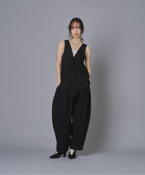 terrace(テラス)の「ポケットタックフォルムパンツ(その他パンツ・レディース・チャコールグレー/アッシュグレー/ブラック/ベージュ/キナリ/チャコール・MEDIUM/FREE)」の20枚目の写真