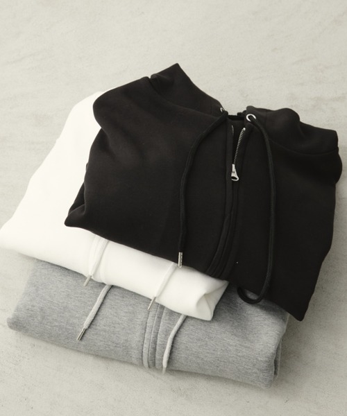 Aunt Marie's(アントマリーズ)の「クロップドZIPフーディ/パーカー(パーカー・レディース・ブラック/グレー/ホワイト・FREE)」の4枚目の写真