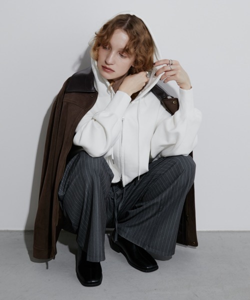 Aunt Marie's(アントマリーズ)の「クロップドZIPフーディ/パーカー(パーカー・レディース・ブラック/グレー/ホワイト・FREE)」の13枚目の写真