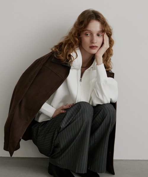 Aunt Marie's(アントマリーズ)の「クロップドZIPフーディ/パーカー(パーカー・レディース・ブラック/グレー/ホワイト・FREE)」の10枚目の写真