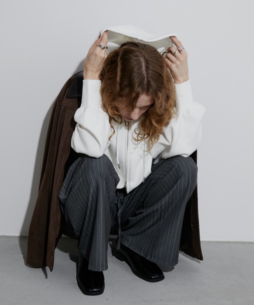 Aunt Marie's(アントマリーズ)の「クロップドZIPフーディ/パーカー(パーカー・レディース・ブラック/グレー/ホワイト・FREE)」の14枚目の写真