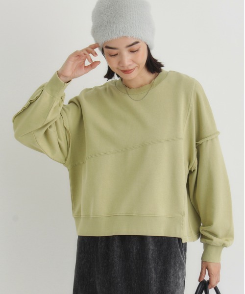 Right-on（ライトオン）の「【HONEYSUCKLE ROSE】切り替えデザインスウェットプルオーバー (切り替えデザイン/立体シルエット/コットン混紡/微光沢/大人カジュアル)（スウェット・レディース・グリーン/キナリ/ダークグレー/ブラック・M/L/S）」の15枚目の写真