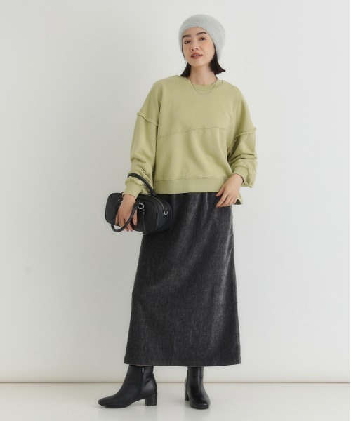 Right-on（ライトオン）の「【HONEYSUCKLE ROSE】切り替えデザインスウェットプルオーバー (切り替えデザイン/立体シルエット/コットン混紡/微光沢/大人カジュアル)（スウェット・レディース・グリーン/キナリ/ダークグレー/ブラック・M/L/S）」の18枚目の写真