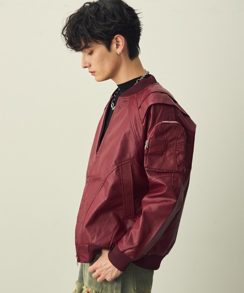 Shoowtime（ショウタイム）の「Double-zip cross design synthetic leather jacket / ダブルジップクロスデザイン合成皮革ブルゾン（ブルゾン・メンズ・ブラック/バーガンディー・MEDIUM/LARGE/X-LARGE）」の5枚目の写真