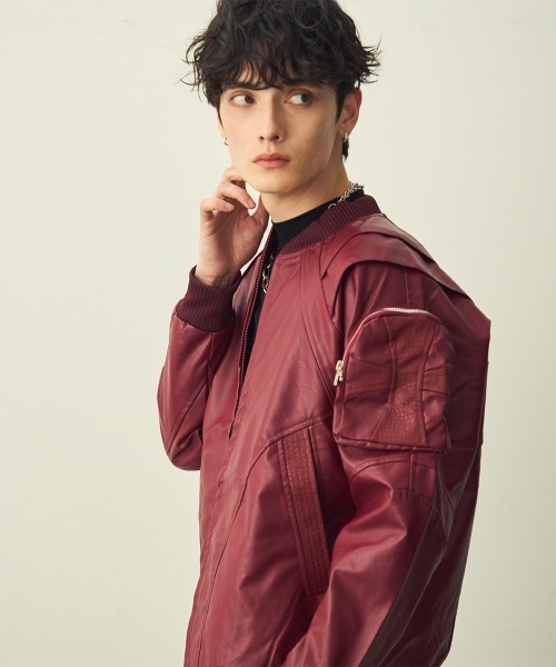 Shoowtime（ショウタイム）の「Double-zip cross design synthetic leather jacket / ダブルジップクロスデザイン合成皮革ブルゾン（ブルゾン・メンズ・ブラック/バーガンディー・MEDIUM/LARGE/X-LARGE）」の6枚目の写真