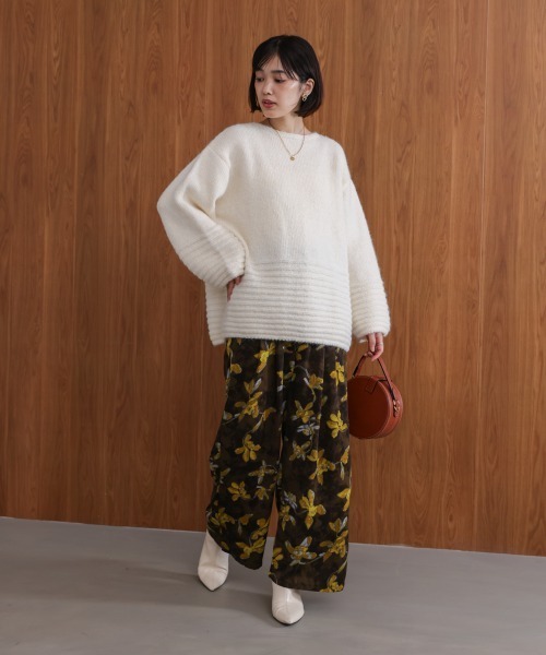 Bou Jeloud(ブージュルード)の「クラシックフラワーワイドパンツ(その他パンツ・レディース・ブラウン/ブラック・38)」の5枚目の写真