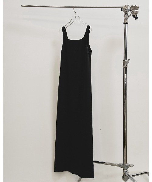 TODAYFUL(トゥデイフル)の「Squareneck Satin Dress(ワンピース・レディース・ブラック/オフホワイト・38inch/36inch)」の11枚目の写真