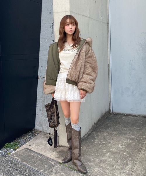 RAY CASSIN（レイカズン）の「ファーリバーシブルフードブルゾン（ブルゾン・レディース・アイボリー/ブラウン系その他2・FREE）」の4枚目の写真