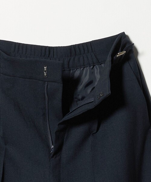 A DAY IN THE LIFE UNITED ARROWS（アデイインザライフユナイテッドアローズ）の「ドビー ワイドスラックス ‐マシンウォッシャブル・セットアップ対応‐＜A DAY IN THE LIFE＞（スラックス・レディース・ネイビー/グレー系/モカ・36/38/40）」の18枚目の写真