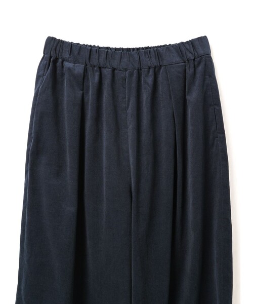 mizuiroind(ミズイロインド)の「mizuiro ind コーデュロイタックワイドパンツ(その他パンツ・レディース・ブラック系その他/ネイビー/ホワイト系2/ブラック/ブルー系その他5/ブラック系その他2・FREE)」の22枚目の写真