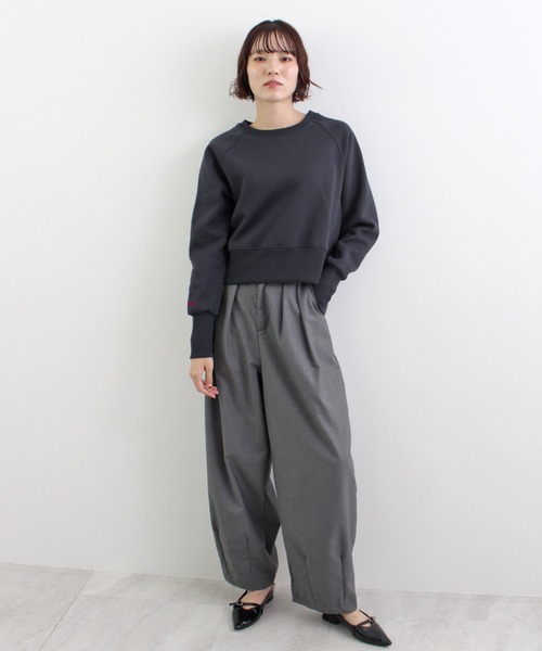 ABYS(アビス)の「【新色追加】ロゴ刺繍裏起毛ショート丈トレーナー(スウェット・レディース・レッド/ブラウン/イエロー/ネイビー/ピンク/杢グレー・FREE)」の9枚目の写真