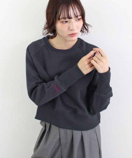 ABYS(アビス)の「【新色追加】ロゴ刺繍裏起毛ショート丈トレーナー(スウェット・レディース・レッド/ブラウン/イエロー/ネイビー/ピンク/杢グレー・FREE)」の14枚目の写真