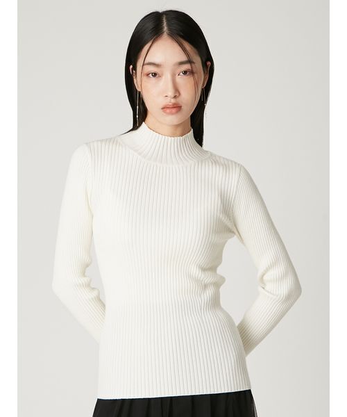 FRAY I.D(フレイアイディー)の「ウールシルクリブニットハイネックプルオーバー(ニット/セーター・レディース・レッド/アイボリー/その他/グレー・F)」の6枚目の写真