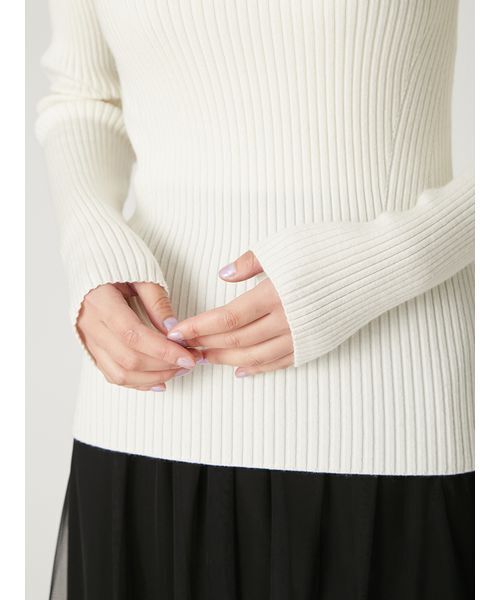 FRAY I.D(フレイアイディー)の「ウールシルクリブニットハイネックプルオーバー(ニット/セーター・レディース・レッド/アイボリー/その他/グレー・F)」の10枚目の写真