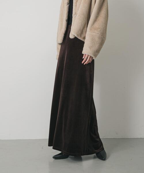 SENSE OF PLACE by URBAN RESEARCH（センスオブプレイスバイアーバンリサーチ）の「『TALLサイズ/WEB限定』ベロアナロースカート（スカート・レディース・グレー/ブラウン/ベージュ・TALL/MEDIUM/SMALL）」の5枚目の写真