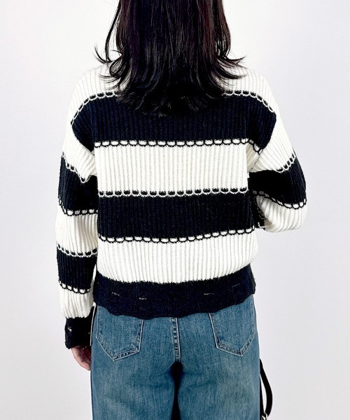 CLOTHY（クロシィ）の「【ヴィンテージストリート×ユニセックス感】ダメージボーダーニットトップス（ニット/セーター・レディース・ブラック/ブラウン・FREE）」の15枚目の写真